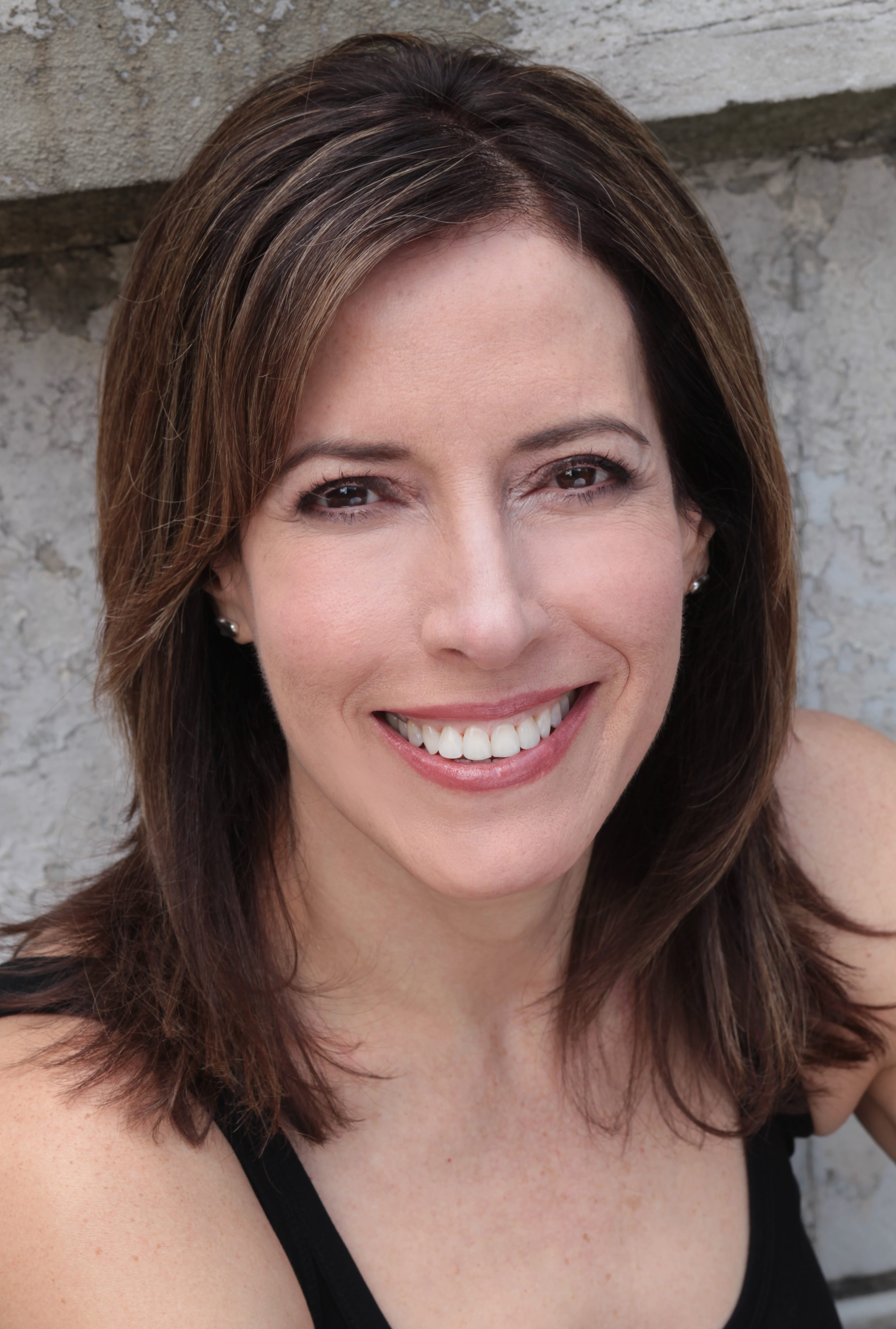 Marian Licha Voice-Overs by Marian Licha
